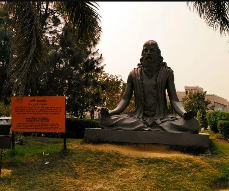 who is patanjali maharishi and what is he known for